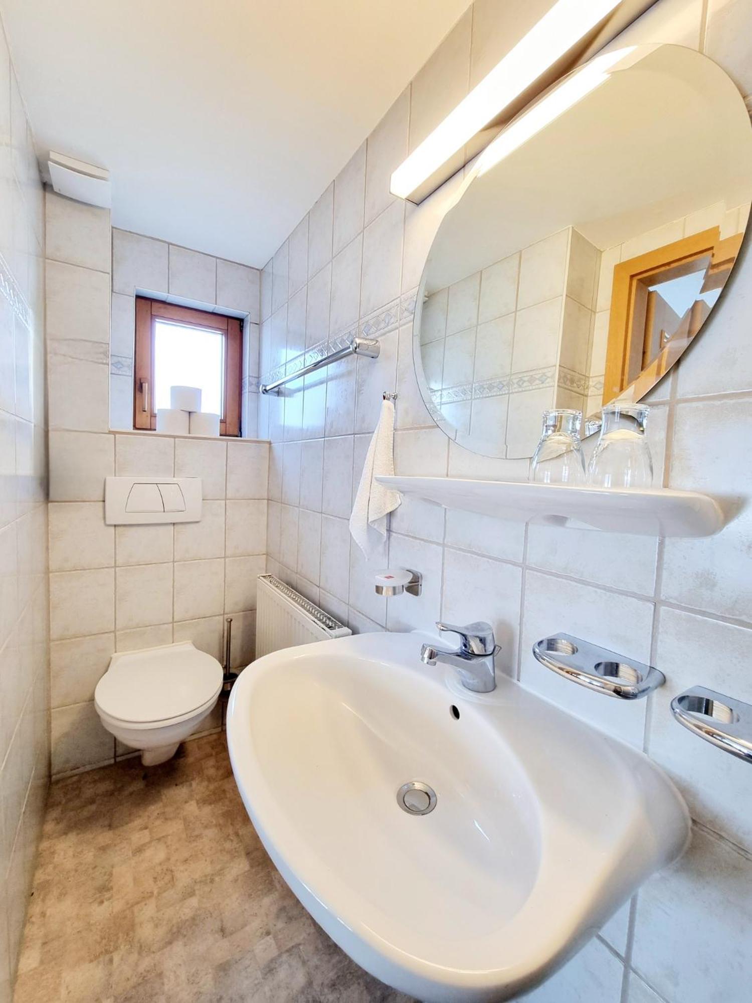 Apartament Das Bergfried - Urlaub Zentral Und Ruhig! Riezlern Pokój zdjęcie